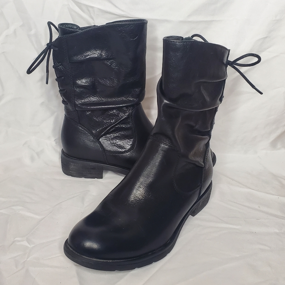 ♤ Sofft Black Leather Slouch Bootie Size 7M